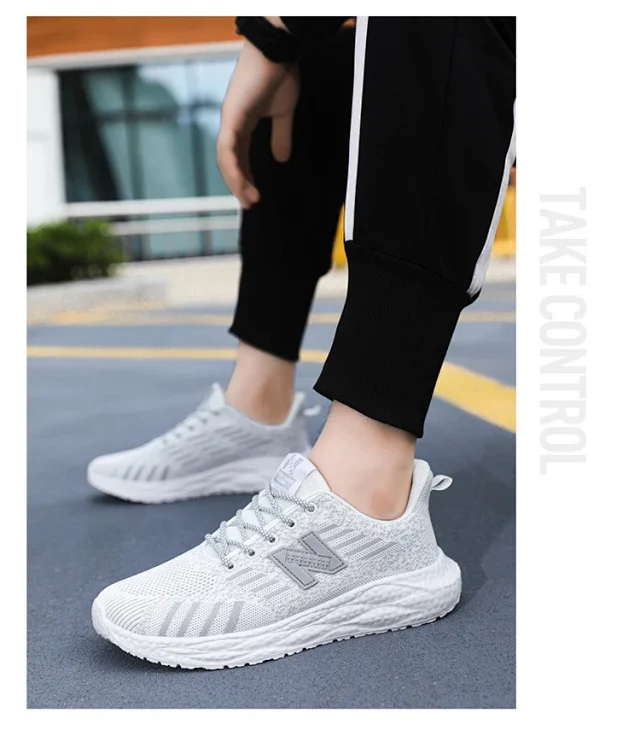 Unisex Flyknit Running Shoes Soft Sole Detail
