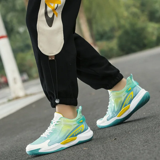 ForeignTrade Men's Knit Basketball Shoes Low-Cut Detail