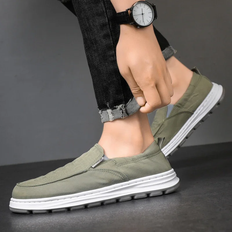 Old Beijing Men's Slip-on Canvas Shoes