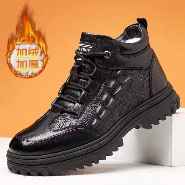 Men's High-Top Fur-Lined Winter Boots Detail