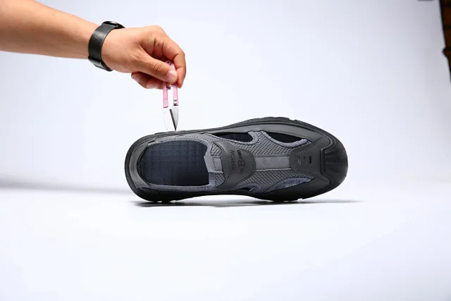 Men's Breathable Mesh Sandals Detail