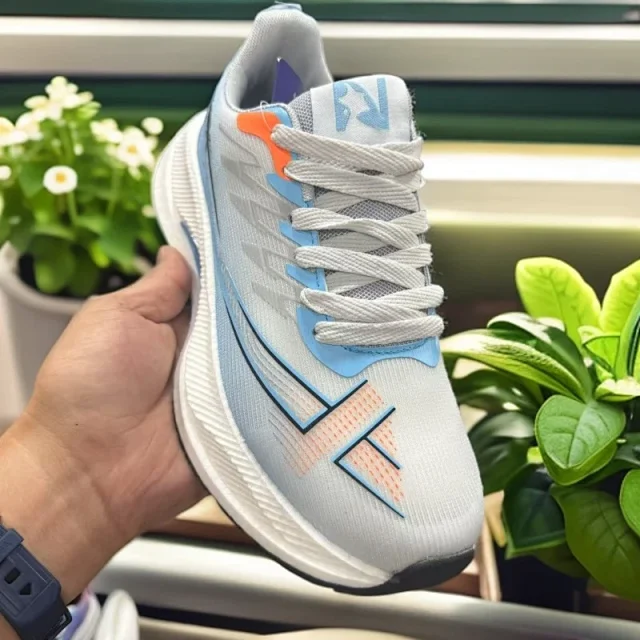 2025 Summer Couple Ultralight Running Shoes Detail