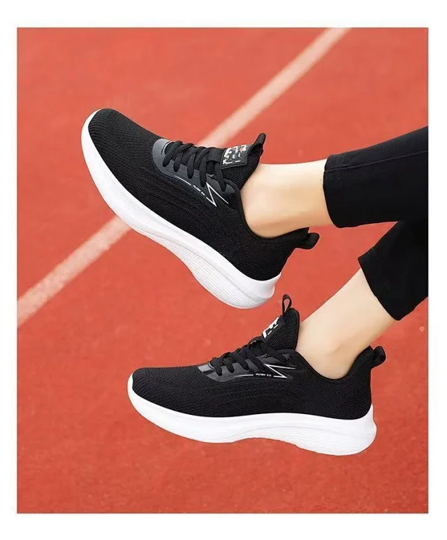 Women's Lightweight Mesh Running Shoes Anti-Slip Detail