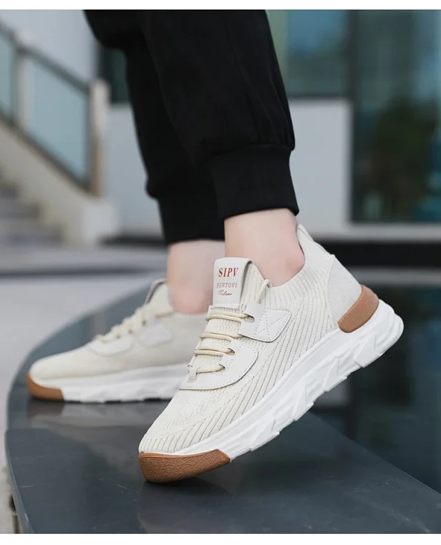 Men's 2025 Fall Breathable Ultralight Casual Sneakers Detail