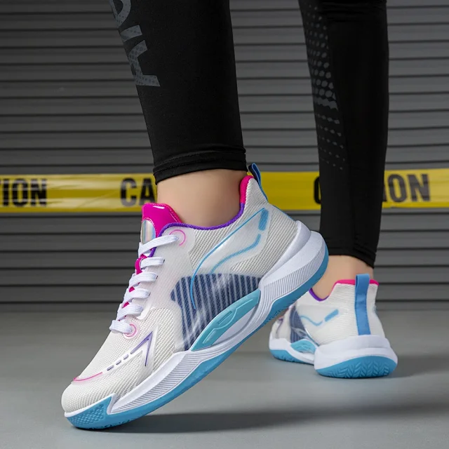 Men's Athletic Ultralight Cushioned Sneakers Detail