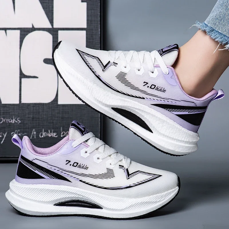 Stain-Resistant Unisex Student Light Running Mesh Sneakers