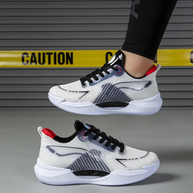 Men's Athletic Ultralight Cushioned Sneakers Detail