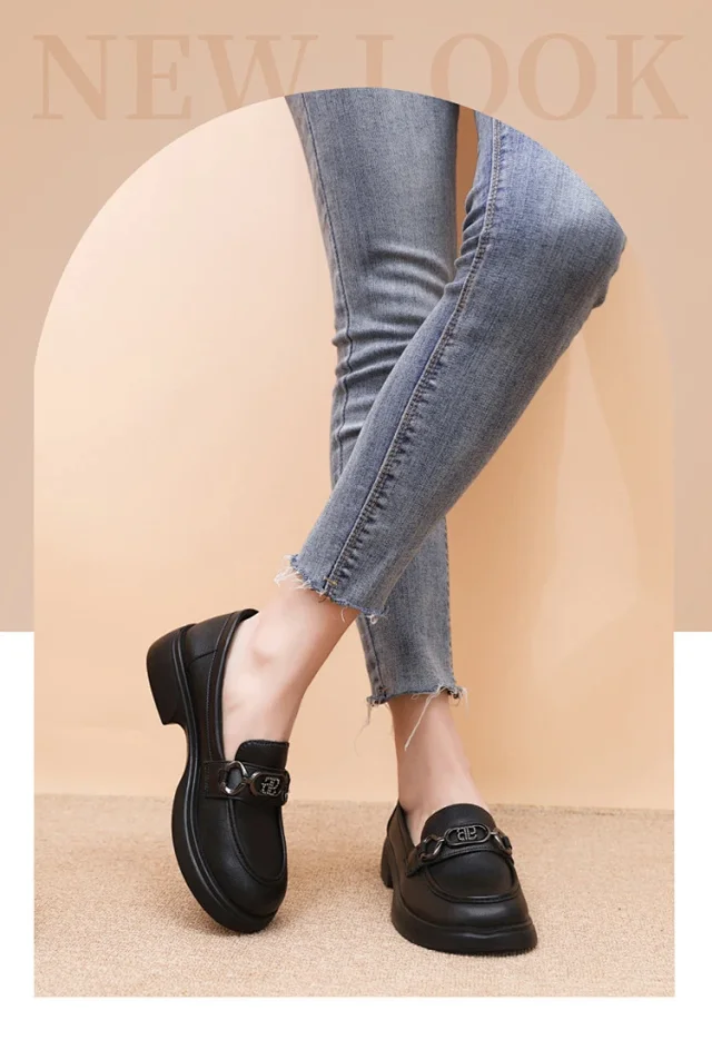 Women's 2025 Chic Euro Retro Loafers Detail