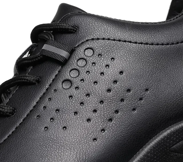 Men's Soft Leather Business Casual Shoes Detail