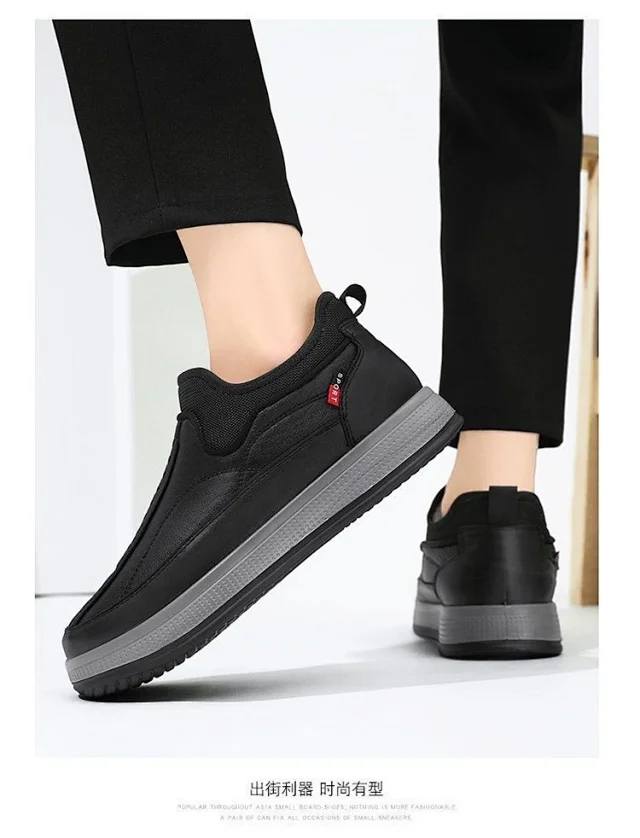 Men's Old Beijing Fleece-Lined Cotton Shoes Detail