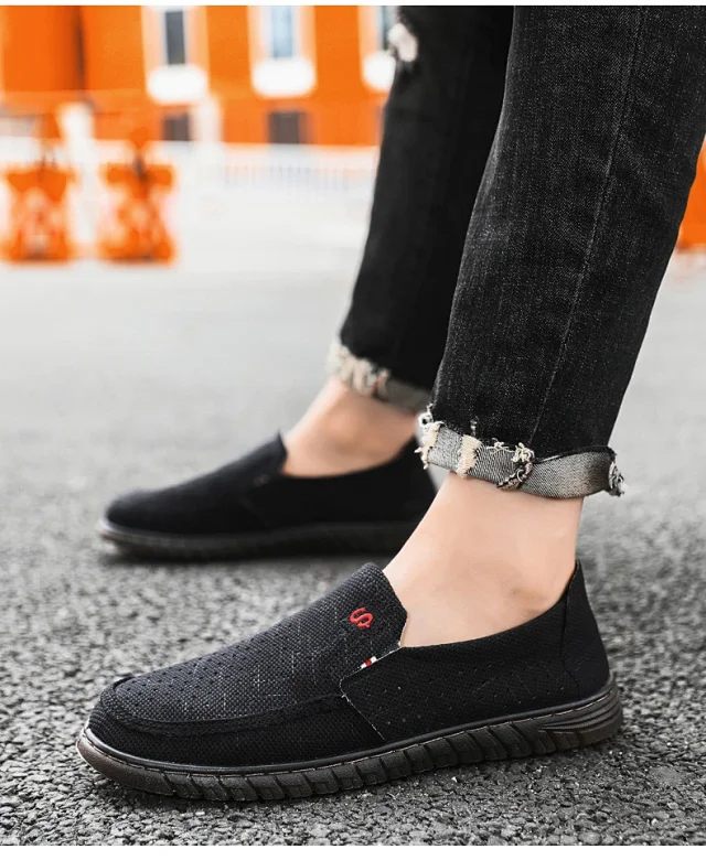 Men's Breathable Mesh Casual Sneakers Detail