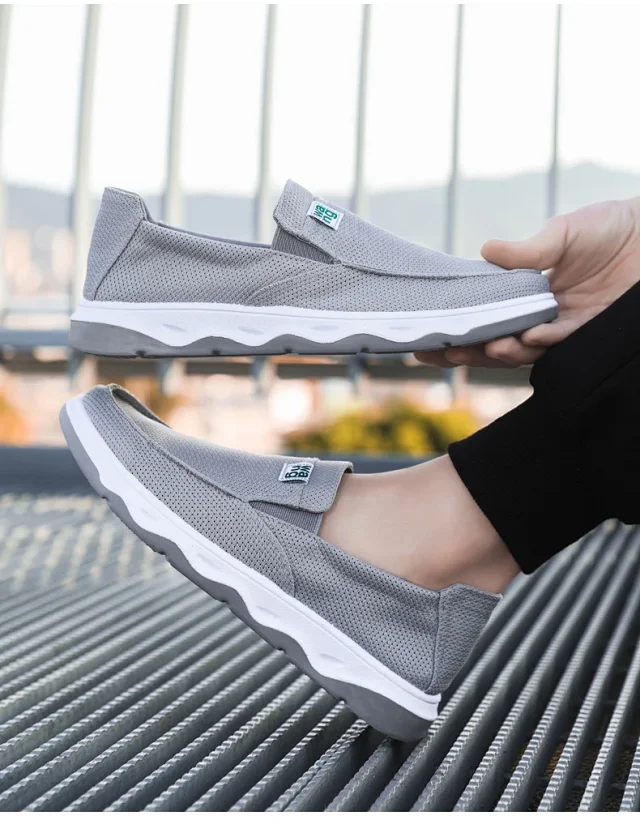 Men's Old Beijing Mesh Cloth Shoes Detail
