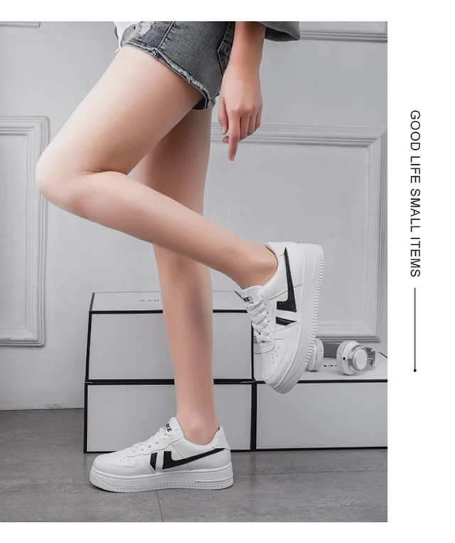 Breathable Unisex Two-Stripe School Plimsolls (Korean Style) Detail