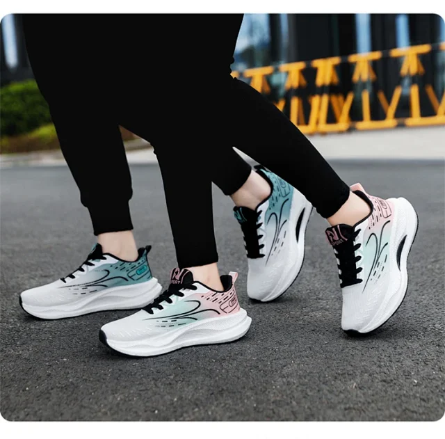 2025 Unisex Breathable Mesh Runners Detail