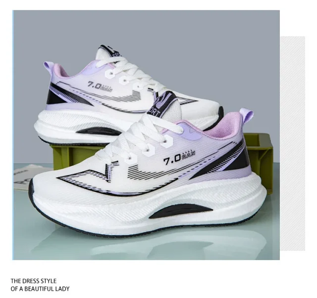 Stain-Resistant Unisex Student Light Running Mesh Sneakers Detail