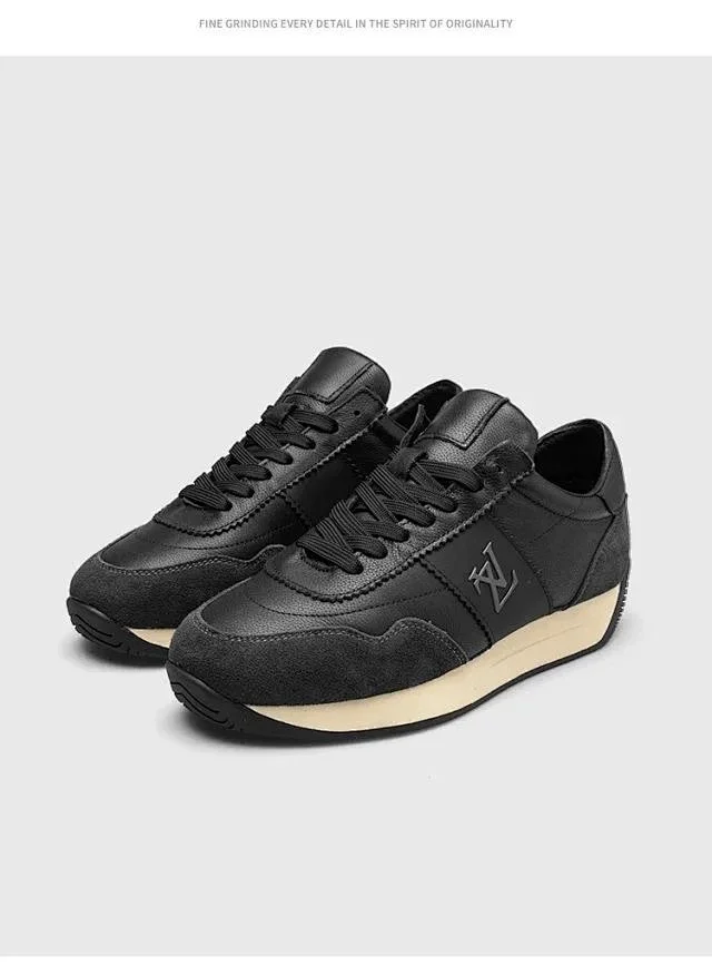 Men's Leather Cortez Running Shoes Detail