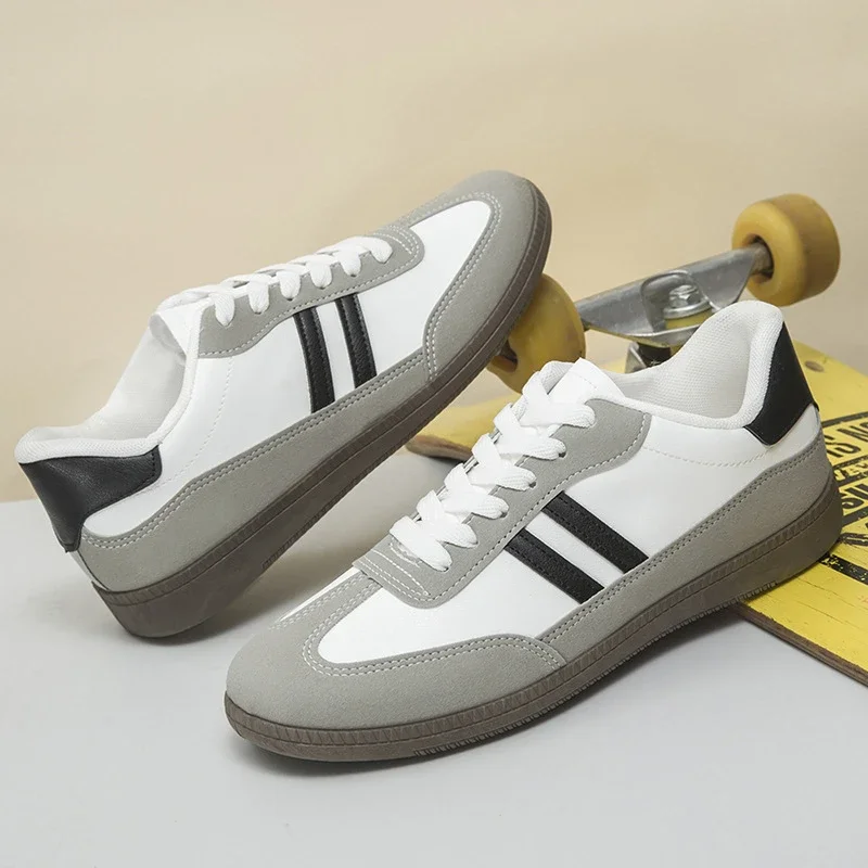 New Breathable Men's Low-top Casual Sneakers