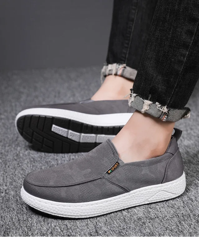 Men's Comfortable Slip-On Canvas Shoes Detail