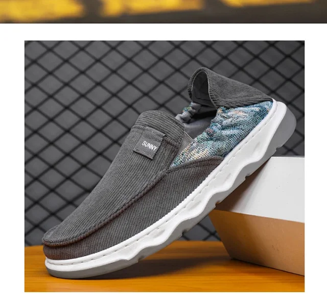 Beijing Slip-On Dad Shoes Men Detail