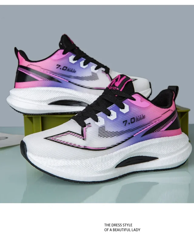 Stain-Resistant Unisex Student Light Running Mesh Sneakers Detail