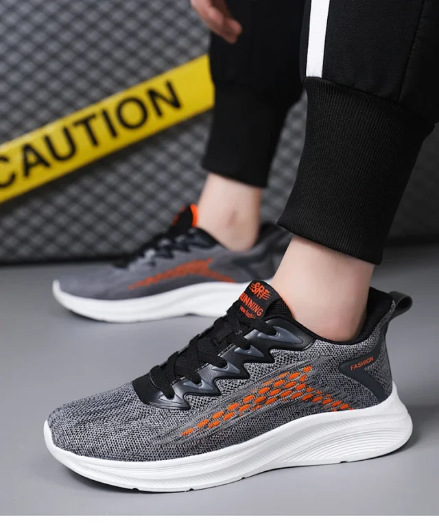 Men's Flyknit Breathable Casual Sneakers Detail