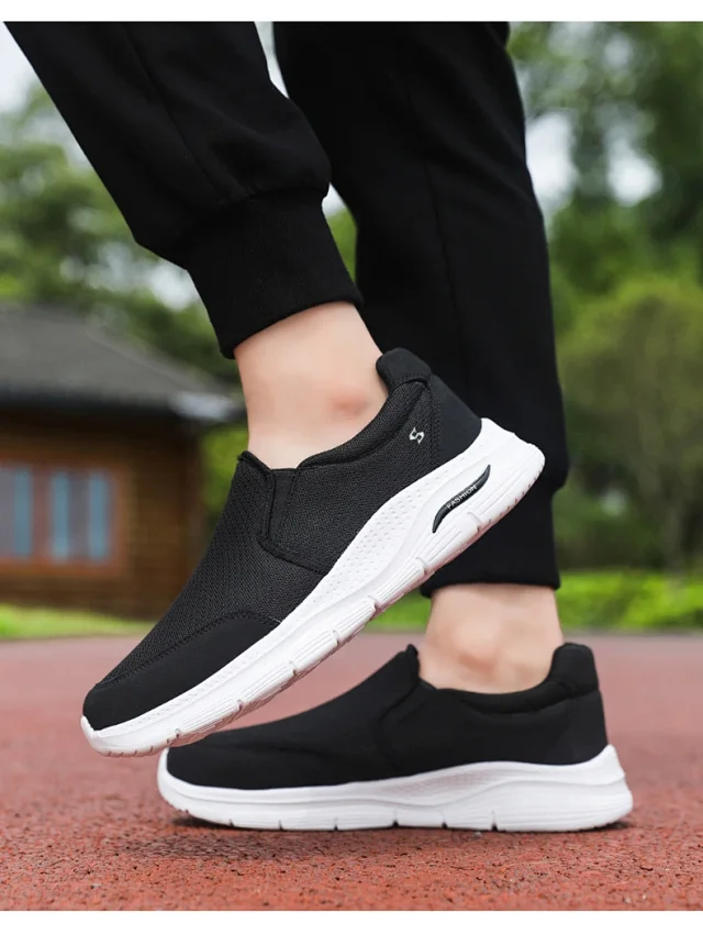 Men's Slip-On Mesh Casual Walking Shoes Detail