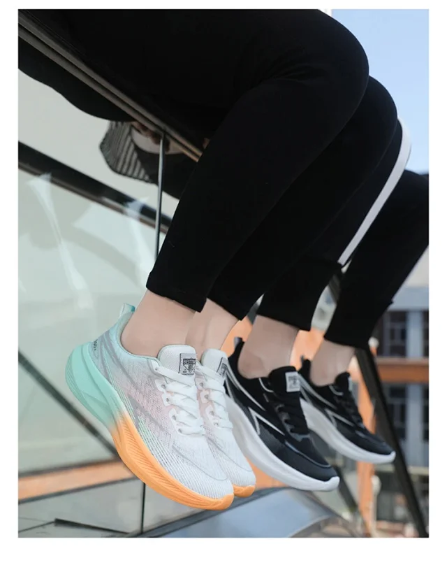 Summer Couple Ultra-light Chunky Mesh Runners Detail
