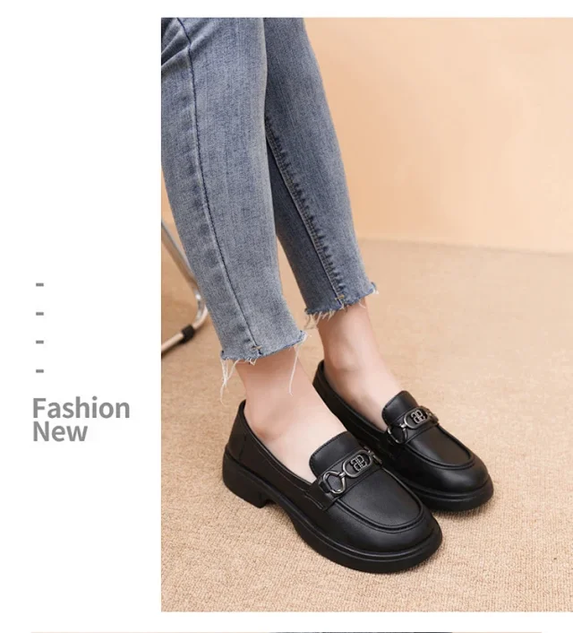 Women's 2025 Chic Euro Retro Loafers Detail
