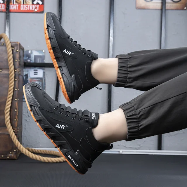 Men's Chunky Dad Shoes Comfort Sneakers Detail