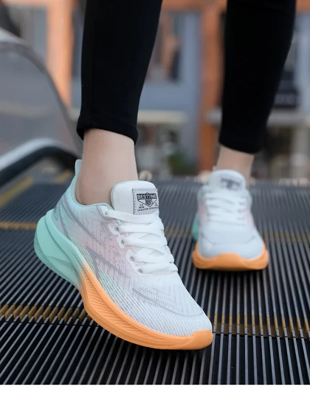 Summer Couple Ultra-light Chunky Mesh Runners Detail