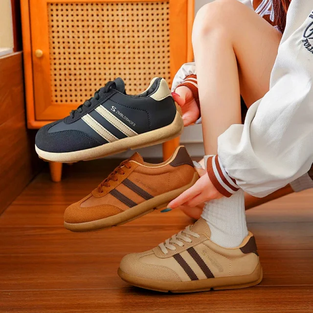 Ins KR New Corti Women Sneakers 2025 Fall Chic Detail