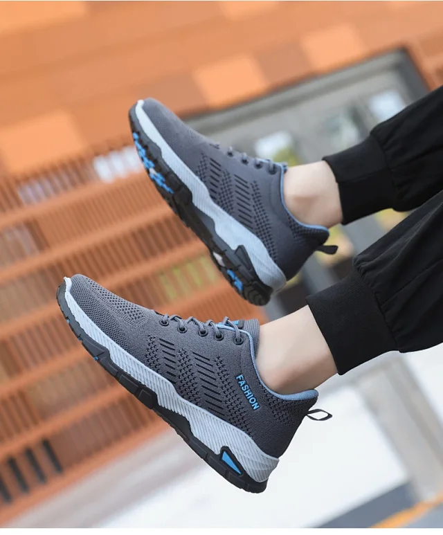 Men's Flyknit Breathable Running Shoes 2025 Detail