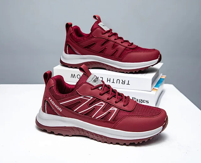 Unisex Mesh Breathable Walking Sneakers Detail