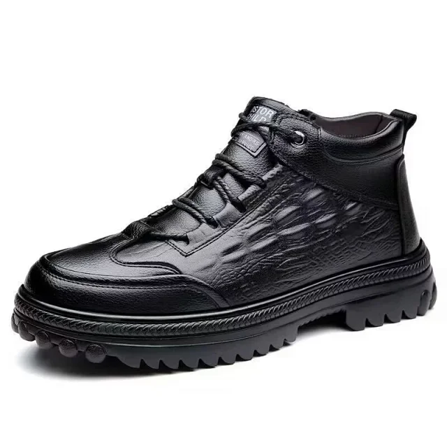 Men's High-Top Fur-Lined Winter Boots Detail