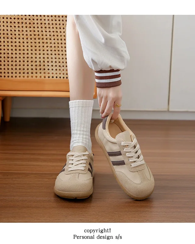 Ins KR New Corti Women Sneakers 2025 Fall Chic Detail