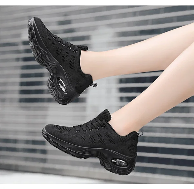 Women's Knit Platform Runners Detail