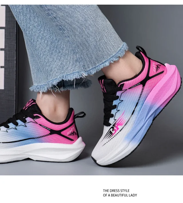 2025 Carbon-Plate Couple Sneakers - Trendy Style Detail