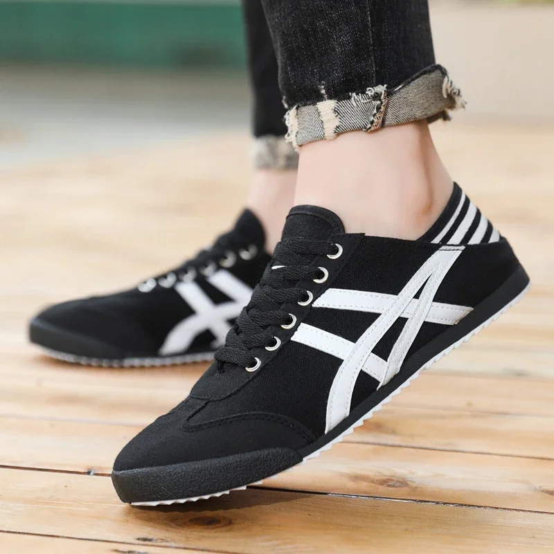 Unisex Retro Breathable White Sneakers