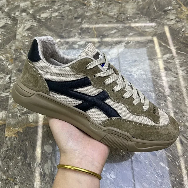 Men's K-Style Thick Sole Runner Detail