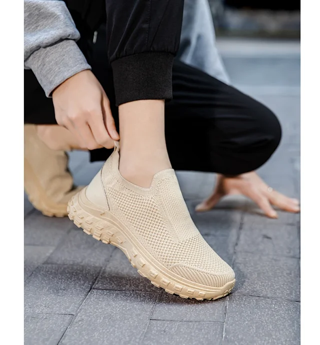 Men's Spring Slip-On Mesh Platform Shoes Detail