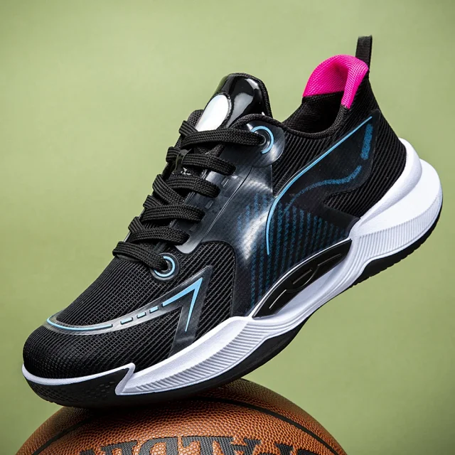 Men's Athletic Ultralight Cushioned Sneakers Detail