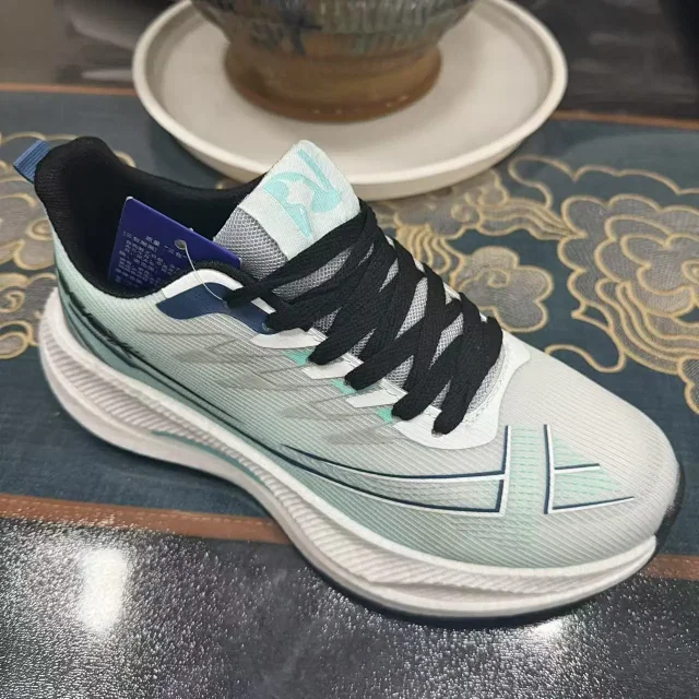 2025 Summer Couple Ultralight Running Shoes Detail