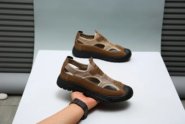 Men's Breathable Mesh Sandals Detail