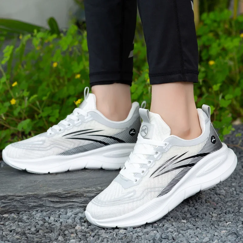 Men's Platform Mesh Casual Runners Slip-Resistant