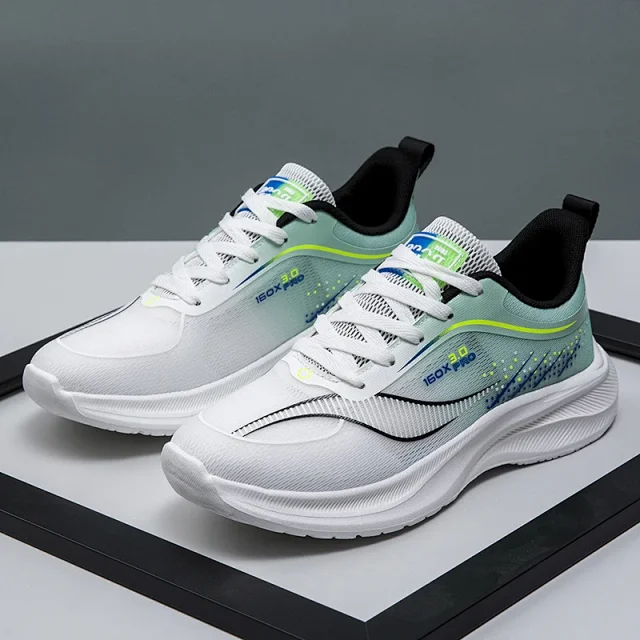 Youth Men's Breathable Mesh Running Shoes Detail
