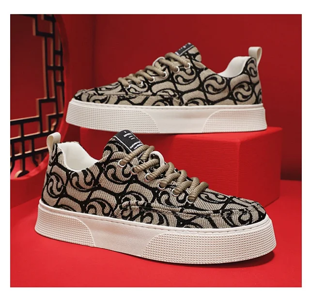 Men's Printed Flat Retro Urban Sneakers Detail