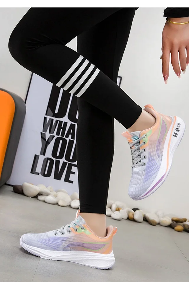 Unisex Trendy New Lightweight Running Shoes Detail