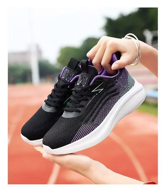 Women's Lightweight Mesh Running Shoes Anti-Slip Detail