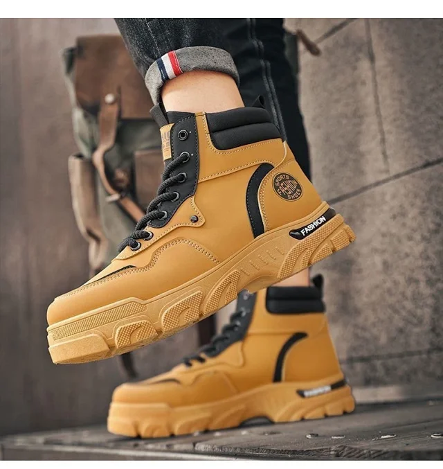 Men's Vintage Work Boots High-Cut Yellow Outdoor Detail