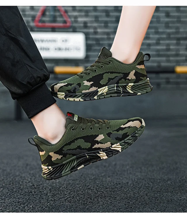 Men's Camo Flyknit Training Shoes Detail